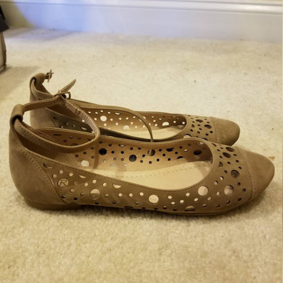 Restricted Tan Flats - Picture 2 of 2